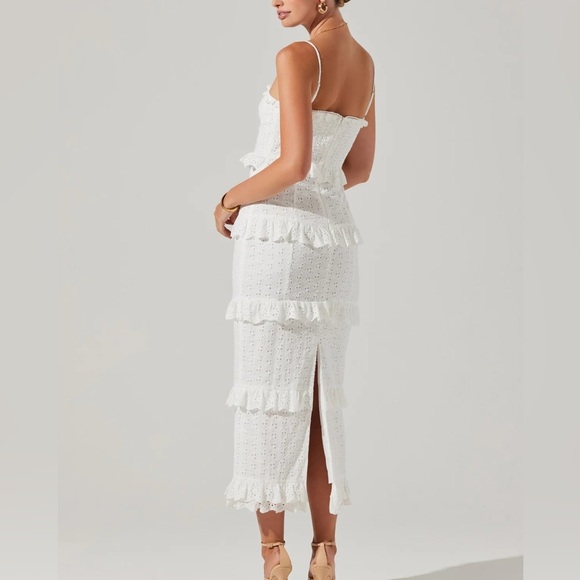 ASTR THE LABEL SANDRIMA EYELET MIDI DRESS WHITE - Picture 2 of 6